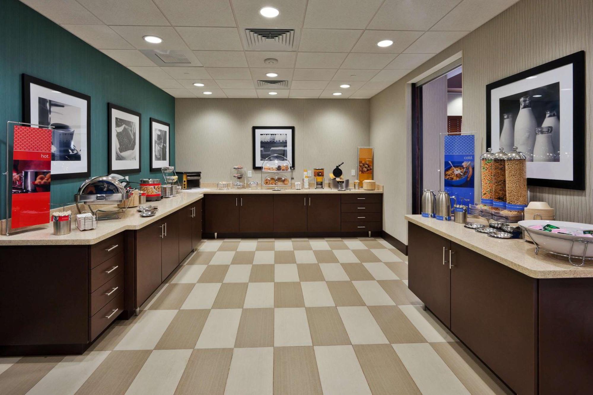 Hampton Inn & Suites Denver Airport / Gateway Park Aurora Ngoại thất bức ảnh